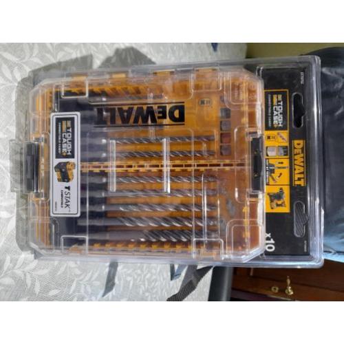 Betonborenset Dewalt