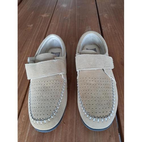 Lederen schoenen met klittenband sluiting maat 43