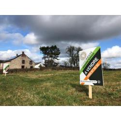 MACQUENOISE (Momignies – Henegouwen): bouwgrond, 12a60ca – VAS1325