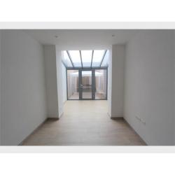 Huis te huur (2 slpks) met rustige koer