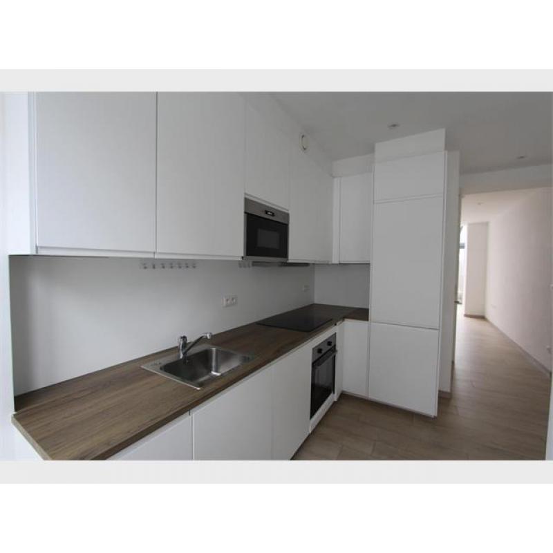 Huis te huur (2 slpks) met rustige koer