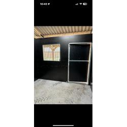 Paardenstallen! Horsestables