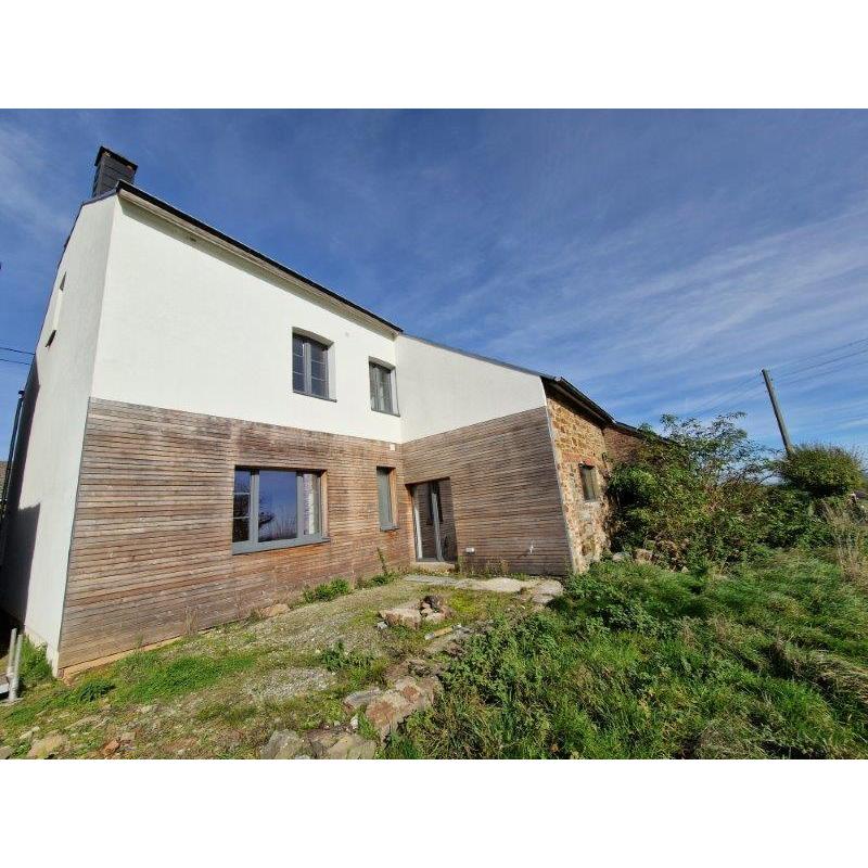 HAUT-FAYS (Daverdisse): Gerenoveerde woning, 4-5 slpks, met prachtig uitzicht – VAS1415