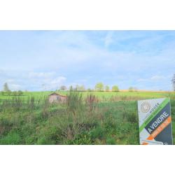 LORCY (St-Hubert) : Geheel van bouw- en landbouwgronden ( 2ha) – VAS1419B