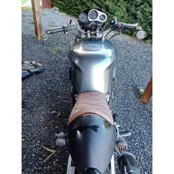 motor Suzuki GSXR 1100 te koop