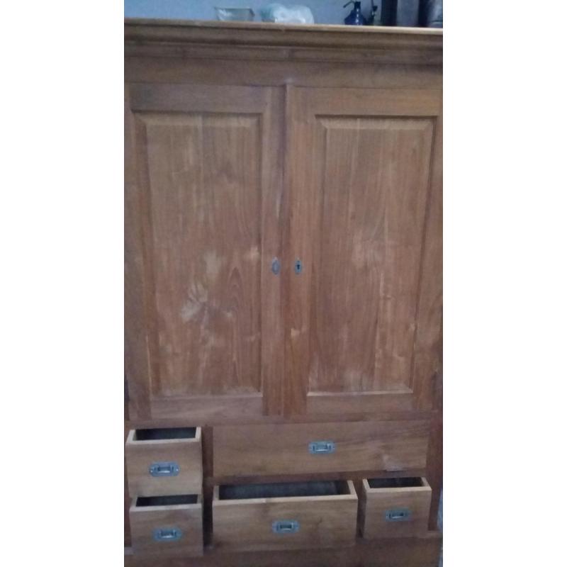 hoge teakhouten kast