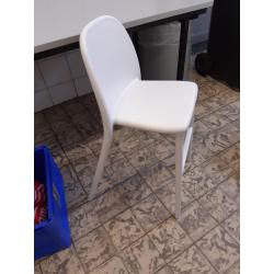 peuterstoel voor aan tafel