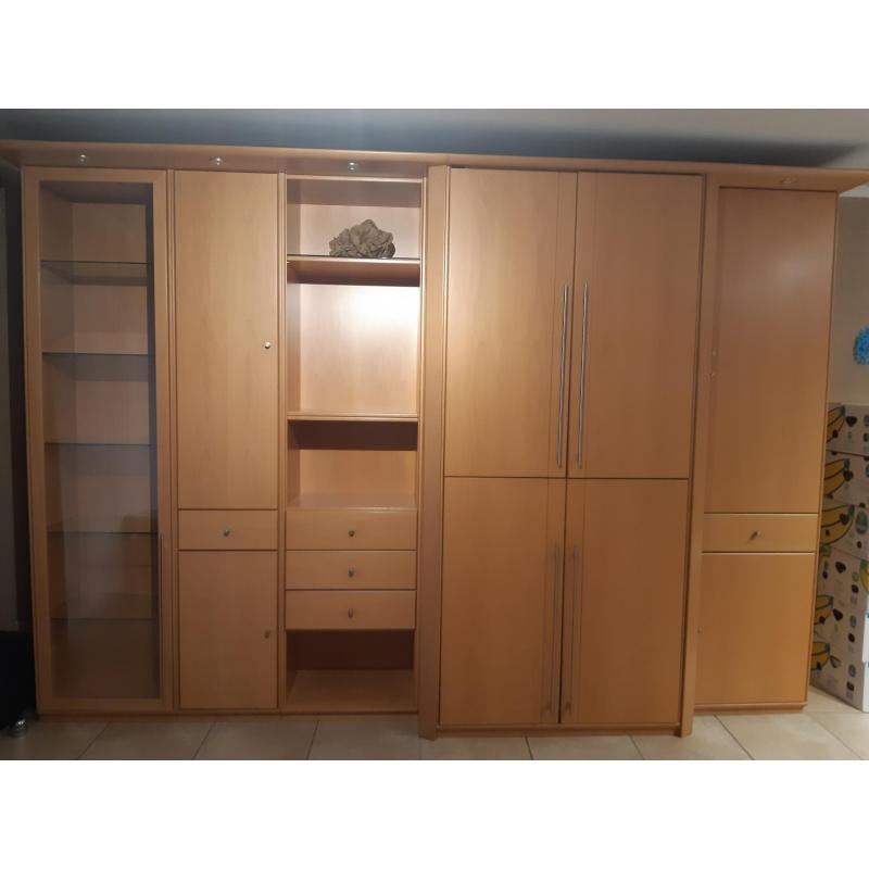 Grote luxewandkast