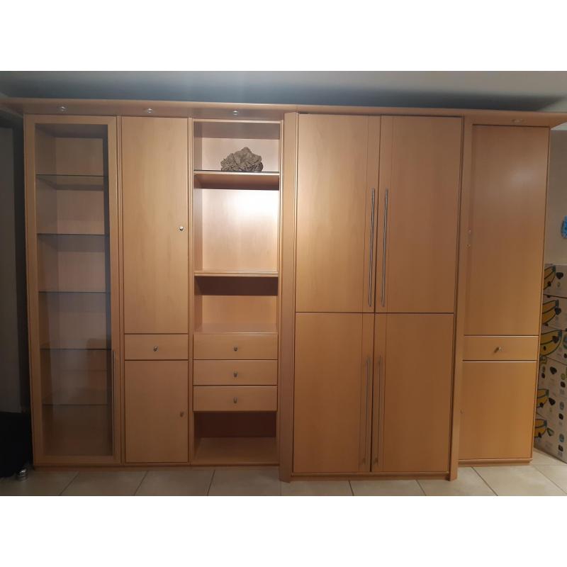 Grote luxewandkast