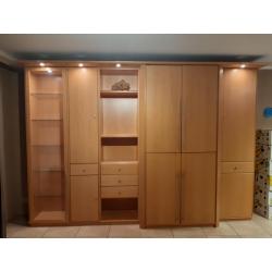 Grote luxewandkast