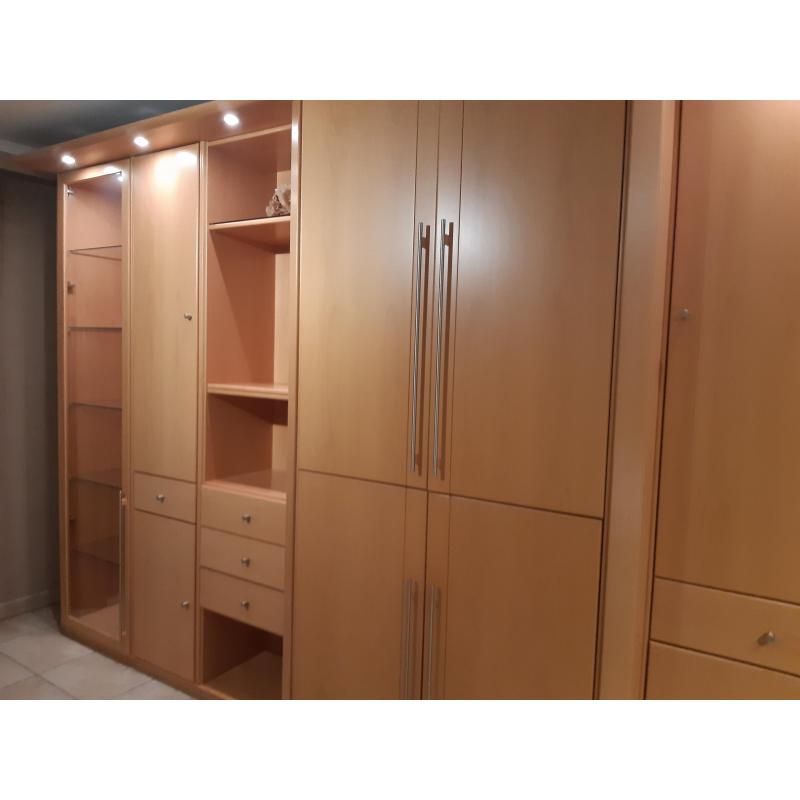 Grote luxewandkast
