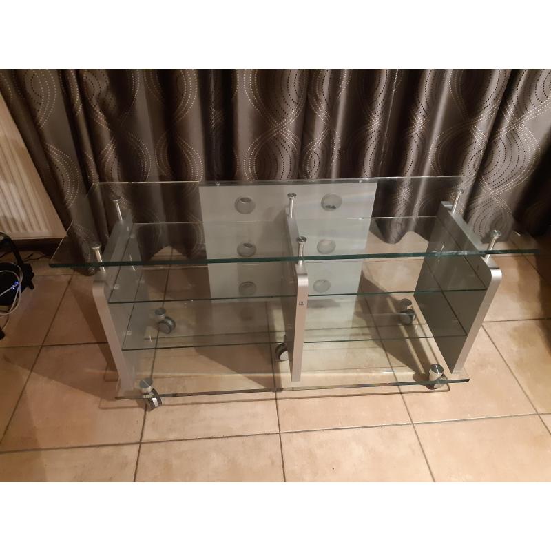 Prachtig glazen TV-meubel