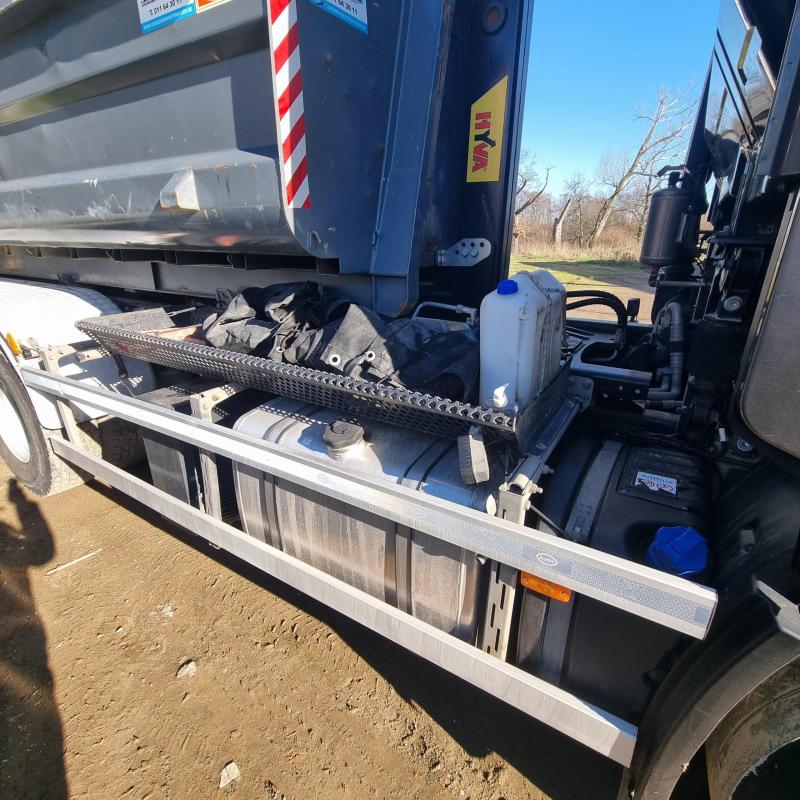 Vrachtwagen Iveco x-way