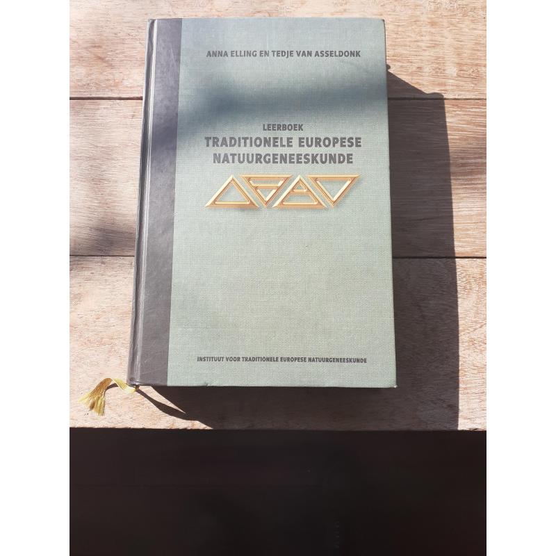 Studieboeken voor de CAM opleiding Natuurgeneeskunde