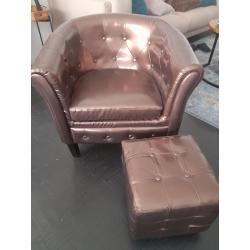 Fauteuil met hocker
