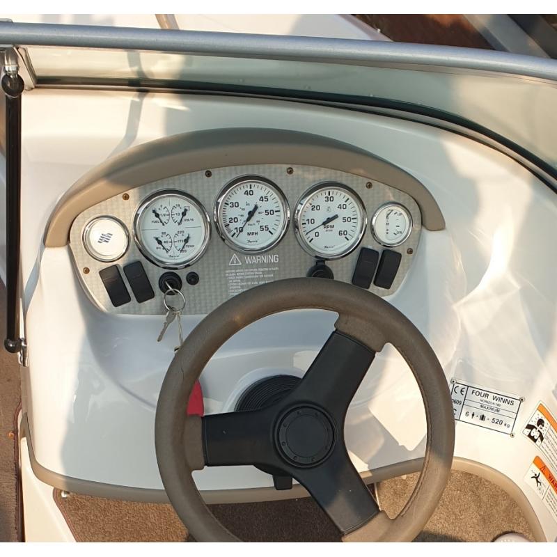"Four Winns 180" speedboot