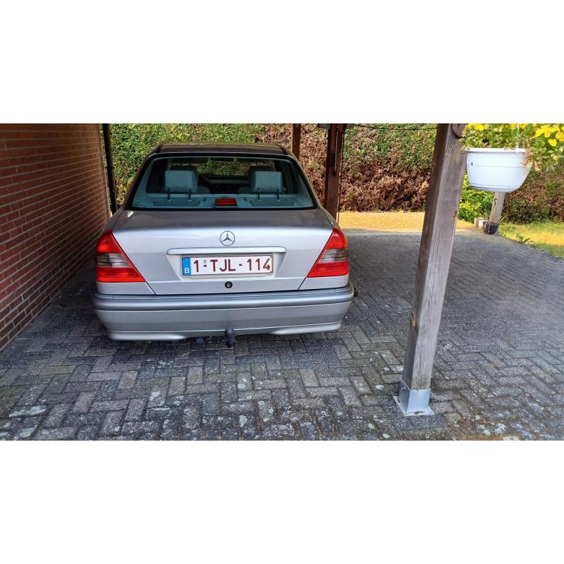 Te Koop Mercedes C180