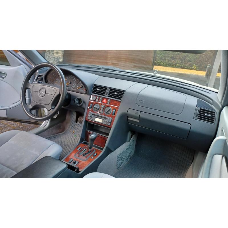 Te Koop Mercedes C180