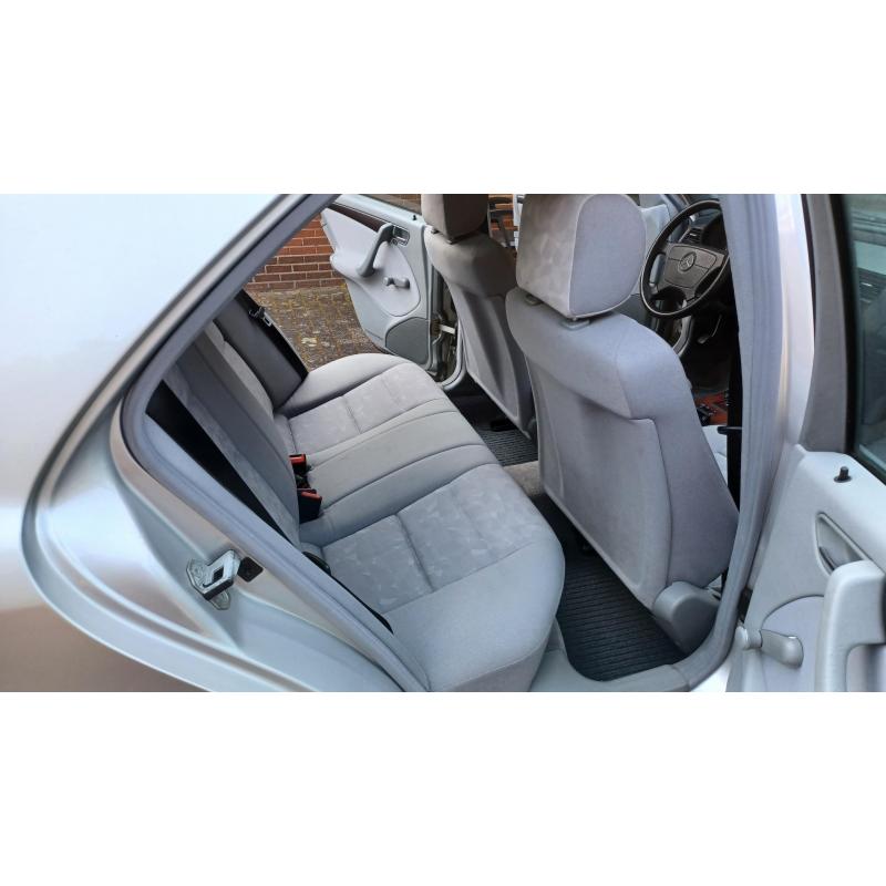 Te Koop Mercedes C180
