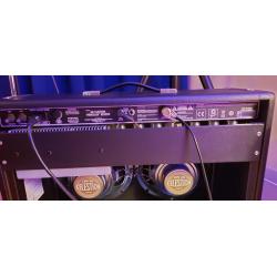 Fender 68 Custom Vibrolux Reverb 35 W 2x10