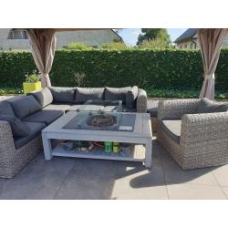 Longeset van wicker en aluminium. Memphis v garden collection