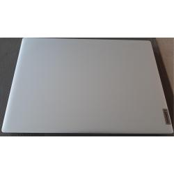 Lenovo laptop met QWERTY-toetsenbord