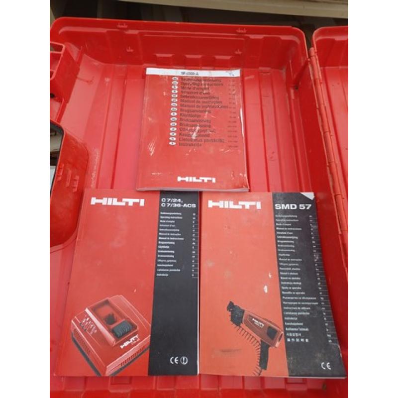 schroefmachine Hilti met schroefmagazijn