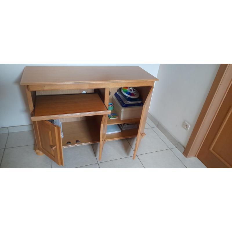 Eiken TV meubel aangeboden