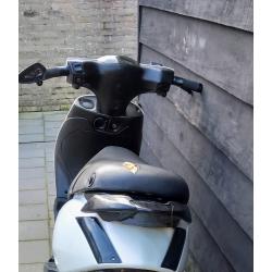 Piaggio zip c25