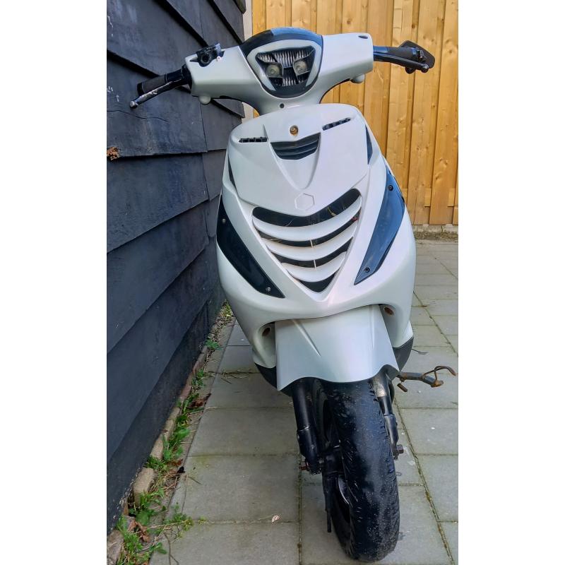Piaggio zip c25