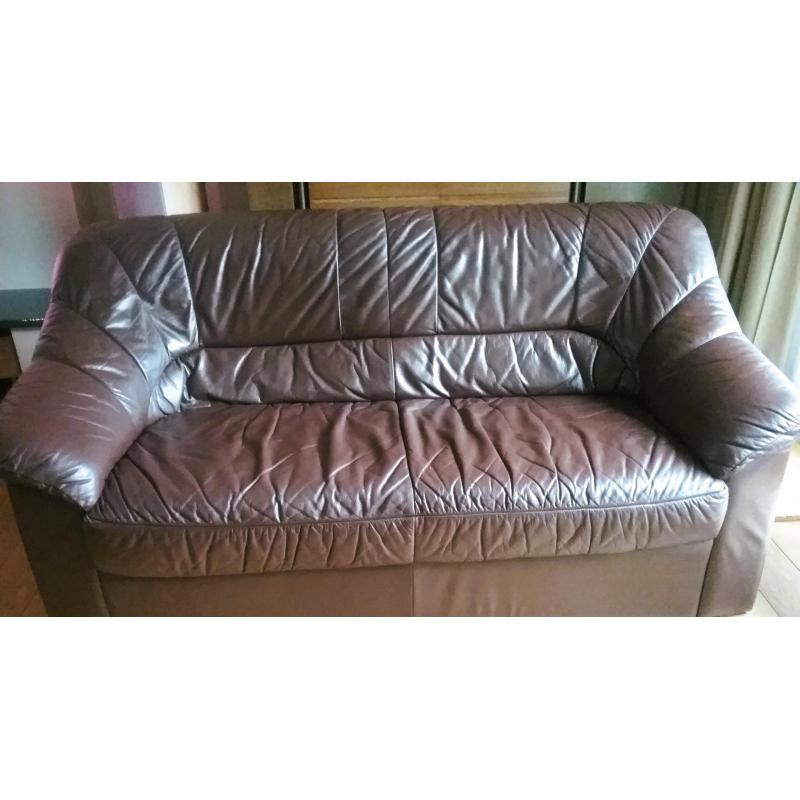 Bruin lederen salon (3   2   1 zit)