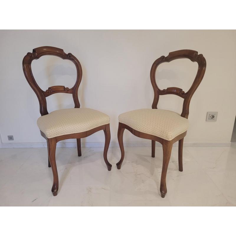 2 prachtige antieken stoelen