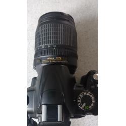 Nikon D3000  AF-S Nikkor 18-105mm