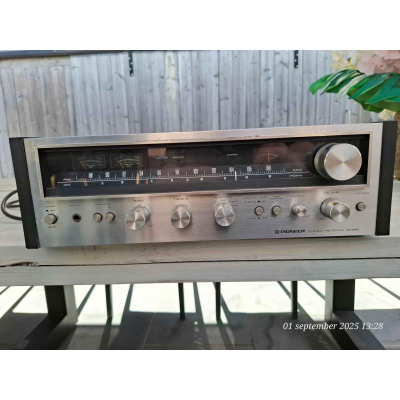 Pioneer Receiver