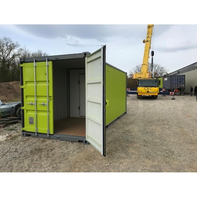 Gebruikte en nieuwe zeecontainers