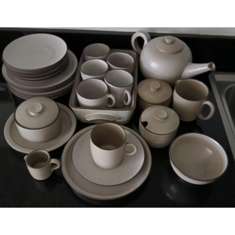 Uniek, handgemaakt servies