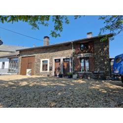 MONCEAU (Bièvre - Ardennen): Ardeense woning met gite op 10a70 – VAS1448