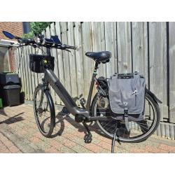 Elektrische RIH Movenda fietsen met tassen - Maat D54 en D58
