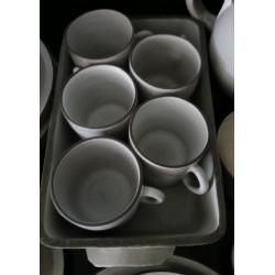 Uniek, handgemaakt servies