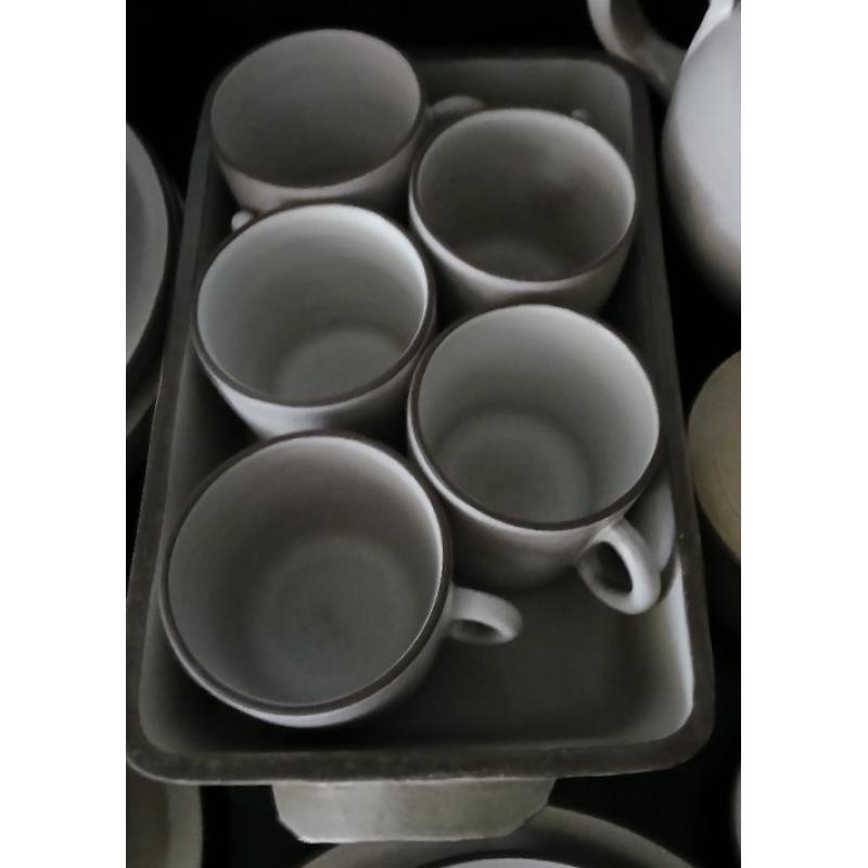 Uniek, handgemaakt servies