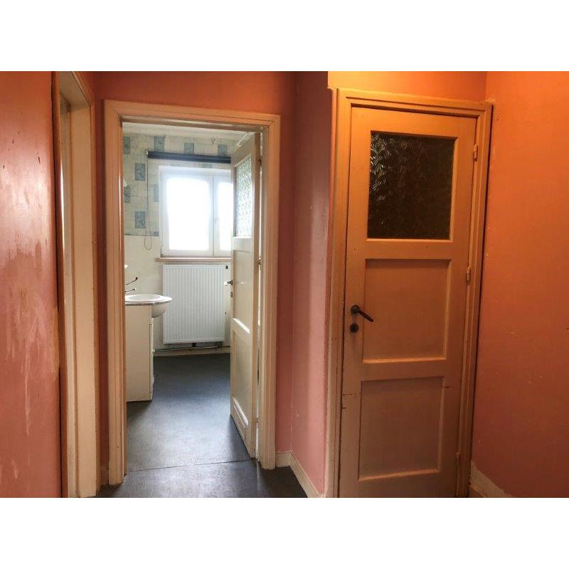ANDENNE (5300): Te renoveren hoekwoning – VAS1393