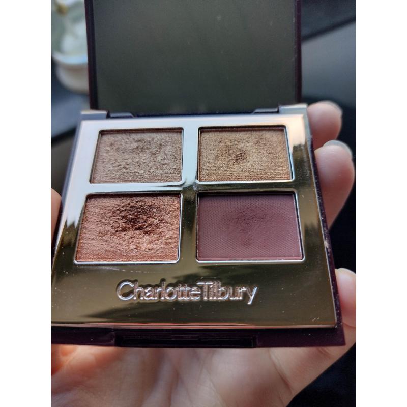 Charlotte Tilbury - Queen of glow quad