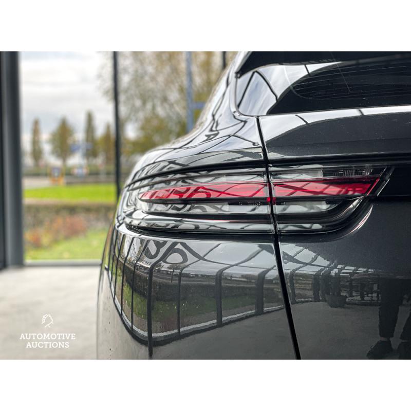 Porsche Panamera Sport Turismo E-Hybrid 4 2.9 V6 462 PK
