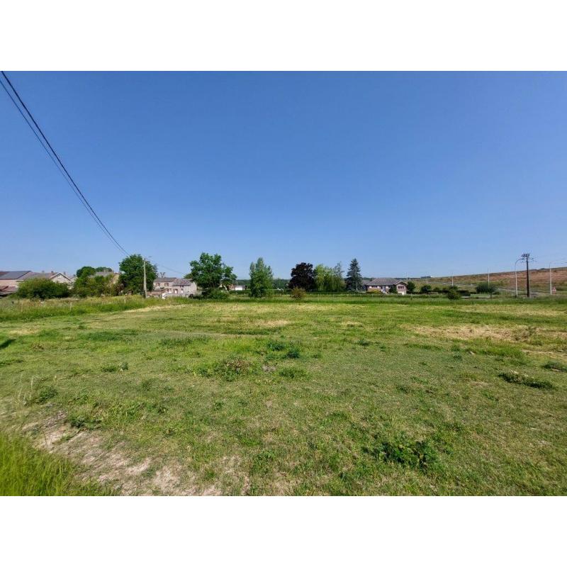 LAVAUX-STE-ANNE : grote grond van 42a 53ca – VAS1449