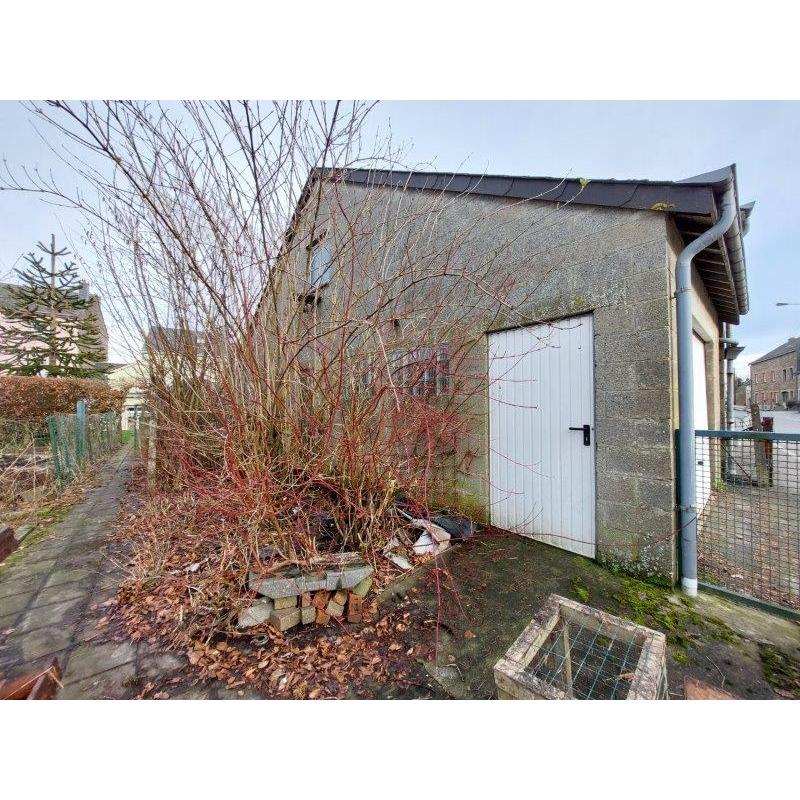 BERTRIX : Ruim karaktervol huis, 2 garages, tuin – VAS1474