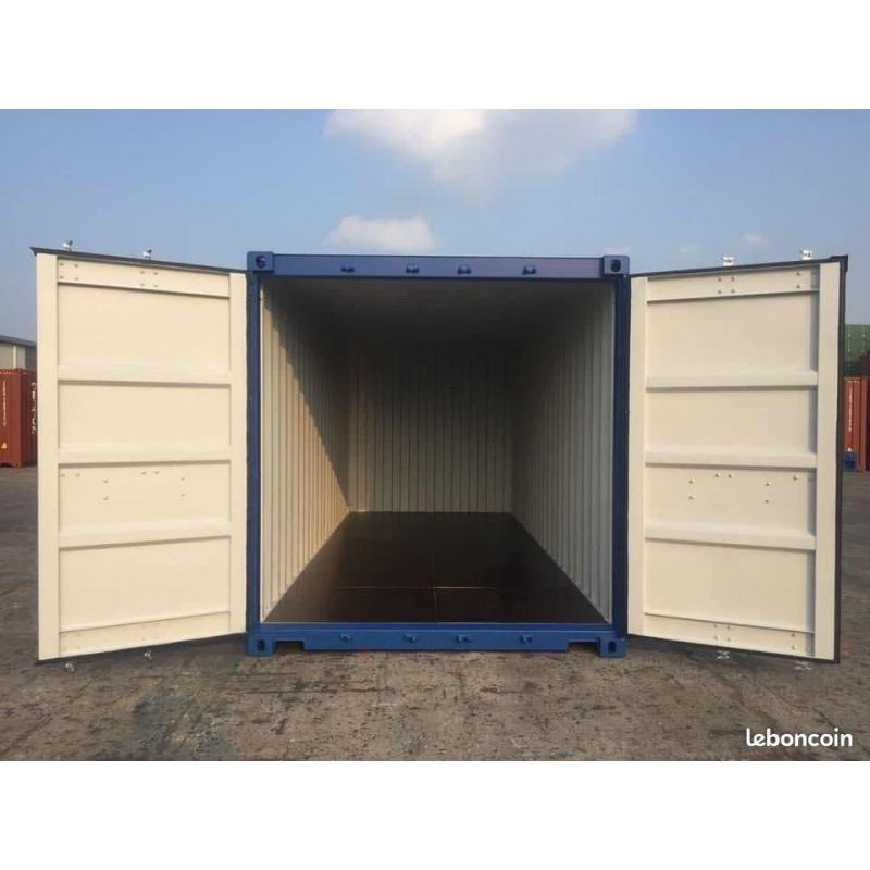 Gebruikte en nieuwe zeecontainers