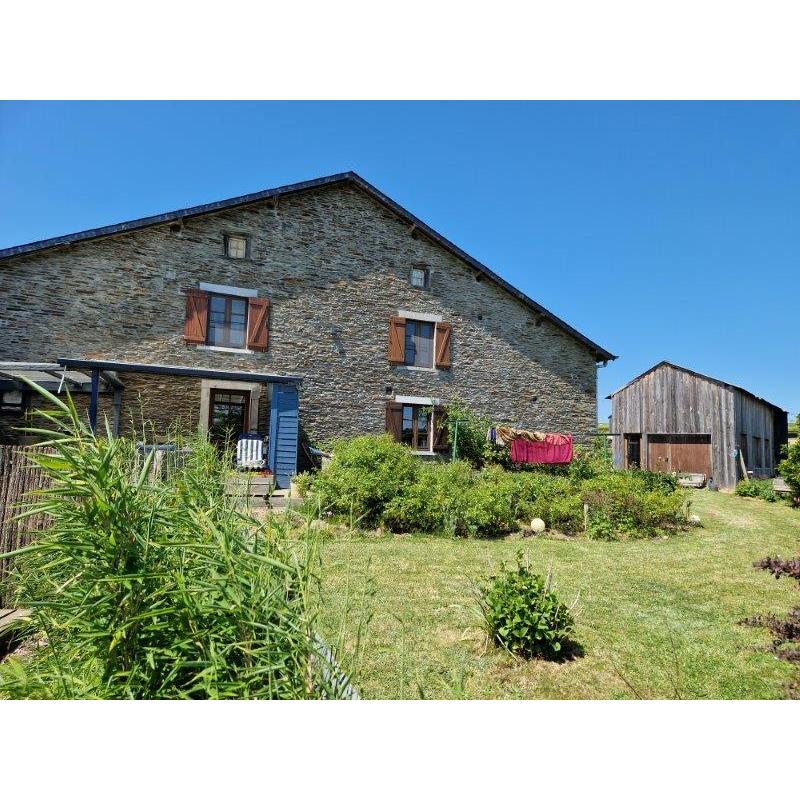 MONCEAU (Bièvre - Ardennen): Ardeense woning met gite op 10a70 – VAS1448