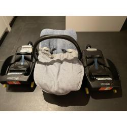 Maxi cosi incl. winterhoes met 2x easyfix voor 2 auto’s