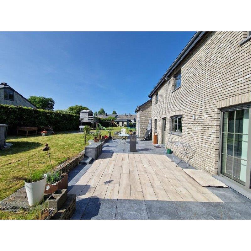 BERTRIX: Ruime vrijstaande woning (2015) met tuin – VAS1420