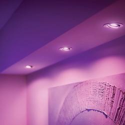 Philips Hue Slimme Lichtbron GU10 Spot - wit en gekleurd licht - 3-pack - Bluetooth